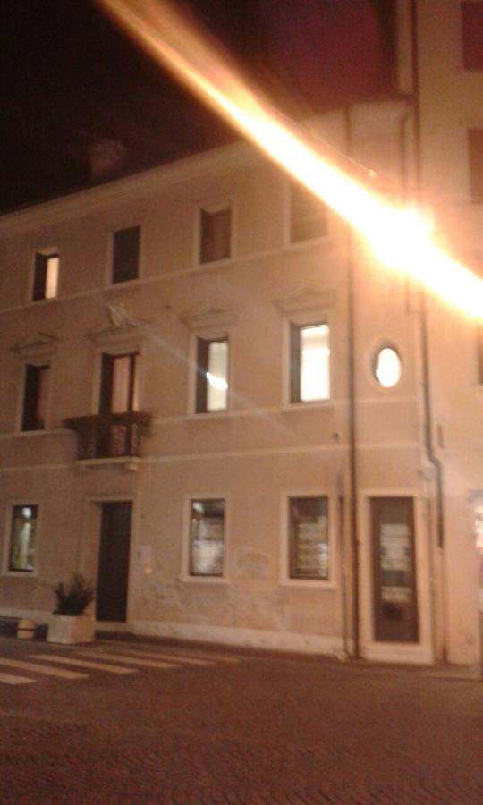 Holiday Treviso Suite Lombardi Екстериор снимка