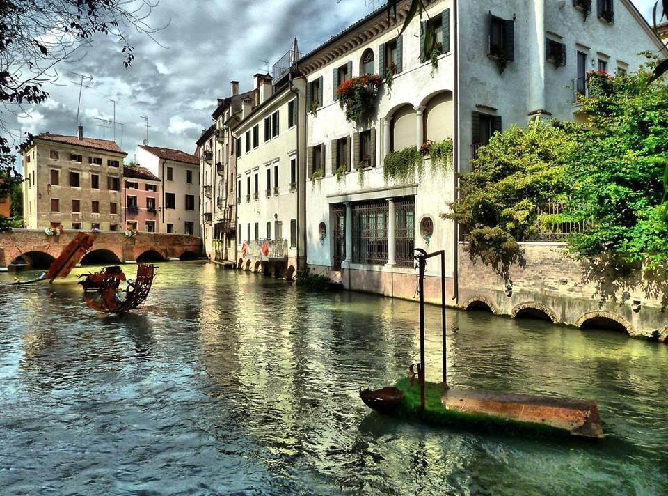 Holiday Treviso Suite Lombardi Екстериор снимка