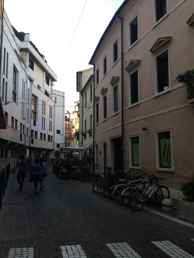 Holiday Treviso Suite Lombardi Екстериор снимка